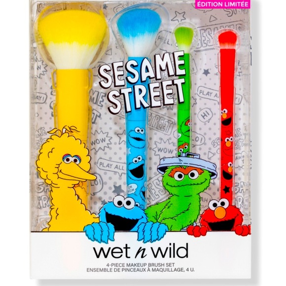Limited Edition Sesame Street Makeup Brush Set - Picture 3 of 3